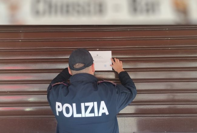 Chiosco di viale Mario Rapisardi chiuso per 7 giorni