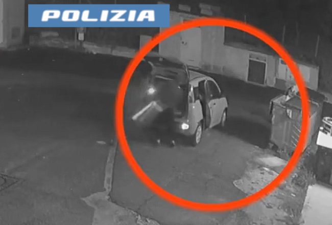 Rapina in una stazione di servizio: catanesi arrestati dopo la fuga su un’auto rubata