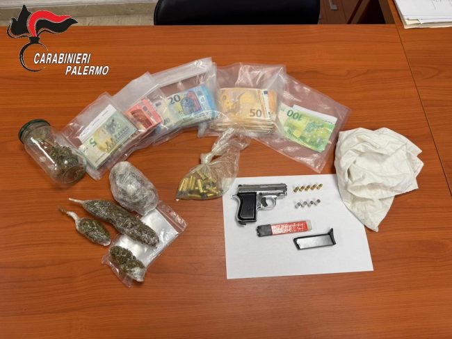 Palermo, blitz allo Zen 2: sequestrati armi, munizioni e droga nelle aree comuni dei padiglioni