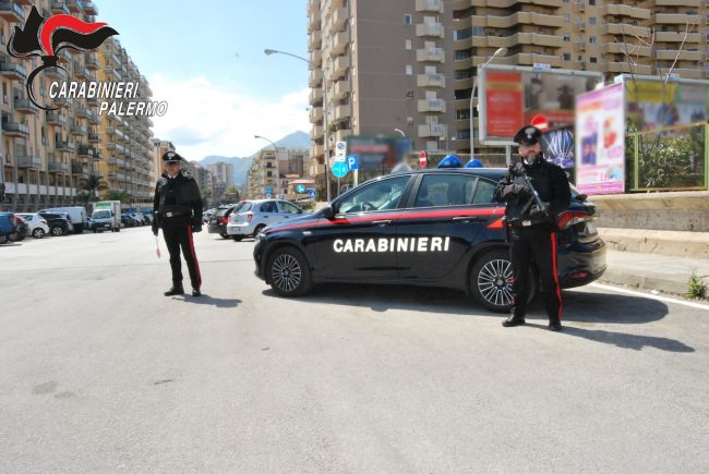 Palermo, il “cavallo di ritorno” corre sui social: giovane arrestato per tentata estorsione