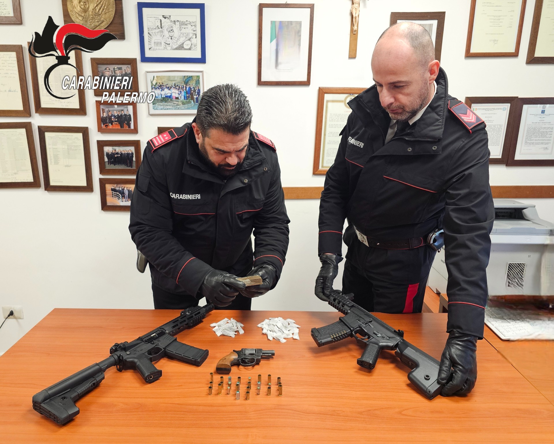 Palermo, controlli antidroga “a tappeto” nel quartiere “ZEN 2”: 5 arresti