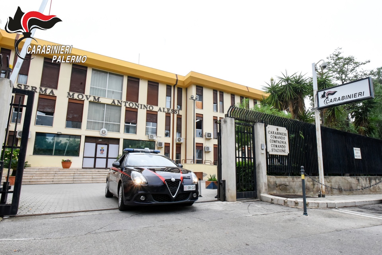 Termini Imerese, perquisizione domiciliare si trasforma in aggressione: arrestato 17enne