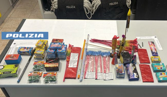 Catania, sequestrati 37 chili di fuochi d’artificio: denunciati un 19enne e un 64enne