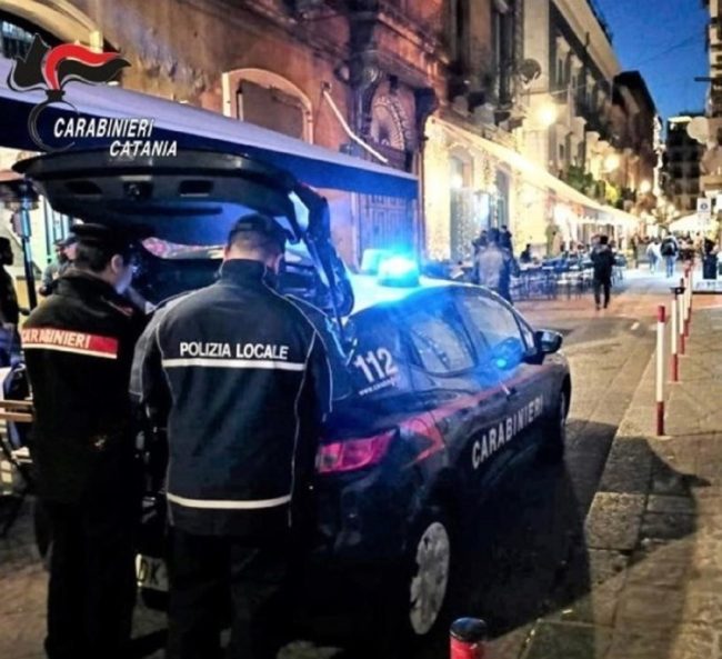 Multe salate in un mare di abusivismo: i controlli tra i bar di Catania