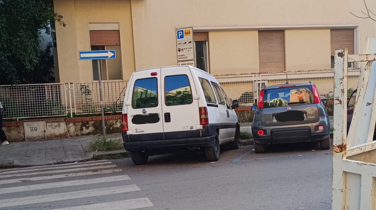 Palermo, rubato un pulmino per giovani con disabilità: “Tolto un bene prezioso a chi è più fragile”