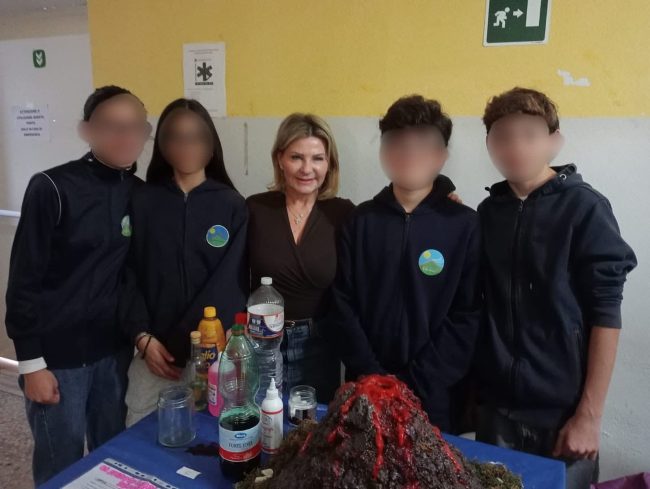 L’Istituto apre le porte al futuro: un Open Day tra calore umano e avanguardia didattica all’I.C. De Amicis di Tremestieri Etneo