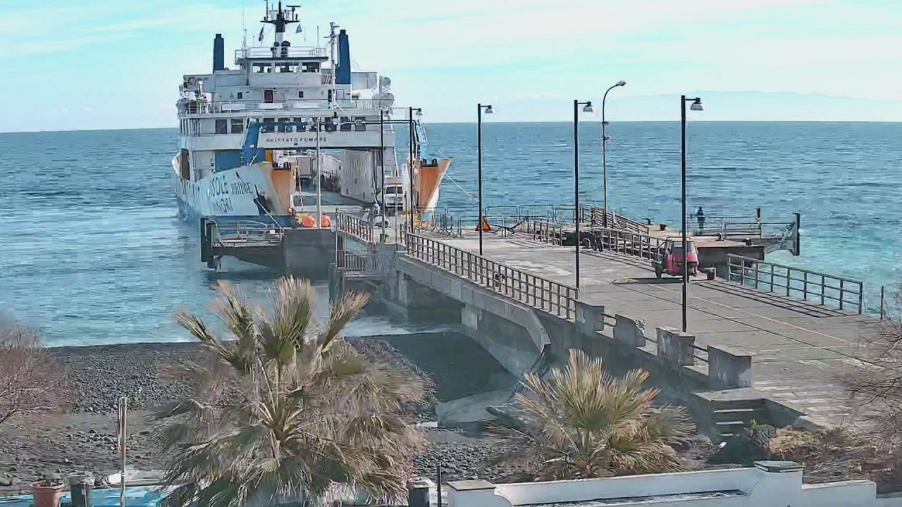 Porto di Stromboli, annunciati i lavori di ripresa in seguito al disastro del ciclone Harry