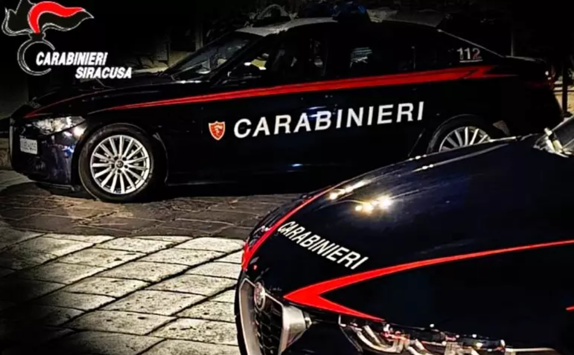 Bomba davanti al nuovo locale: doppia intimidazione alla famiglia Borderi a Siracusa