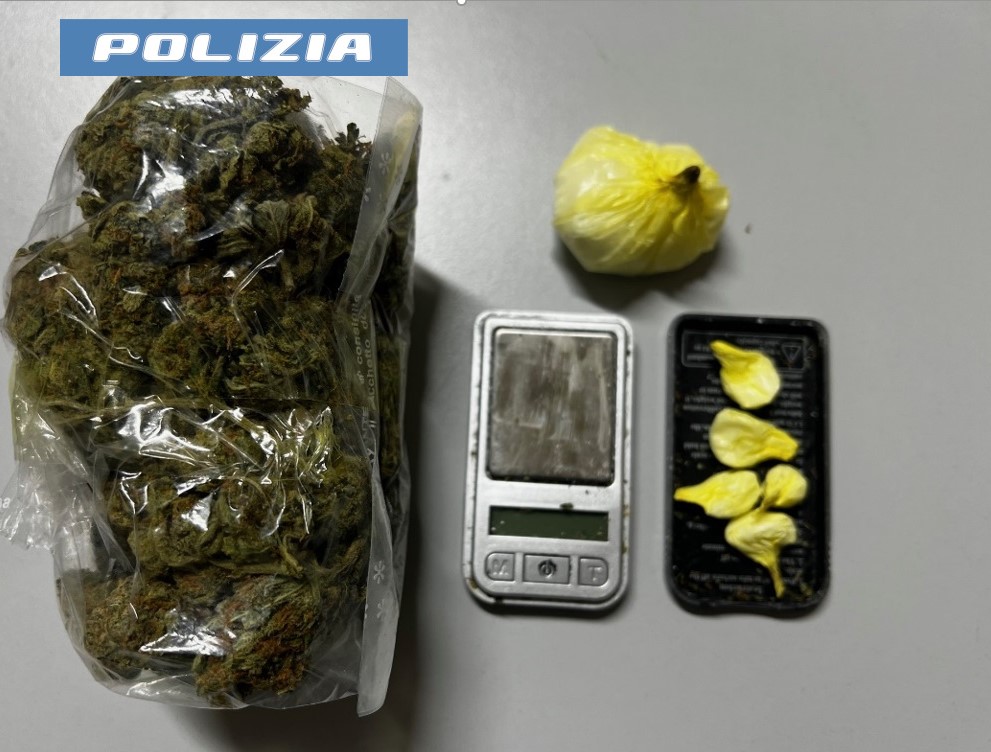 Picanello, droga nascosta in casa: 41enne arrestato Picanello, droga nascosta in casa: 41enne arrestato