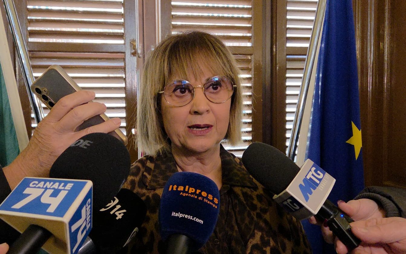 Tania Giallongo è la nuova prefetto di Ragusa. “Ci sono episodi che vanno affrontati con grande serietà” Tania Giallongo è la nuova prefetto di Ragusa. “Ci sono episodi che vanno affrontati con grande serietà”