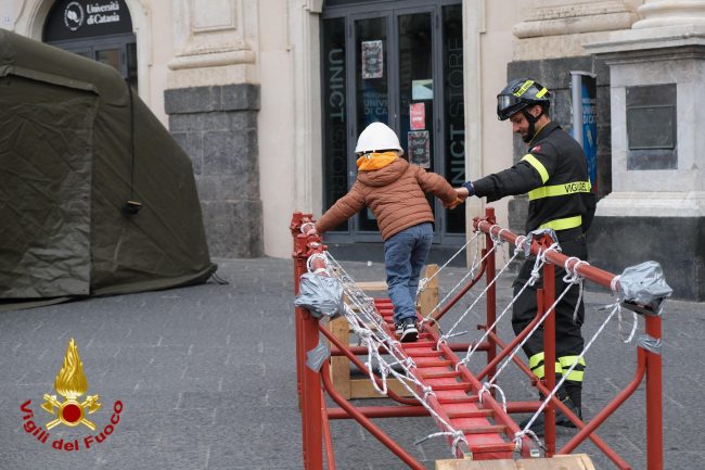 A Catania “Un giorno da pompieri”: grande entusiasmo per la giornata dedicata ai bambini