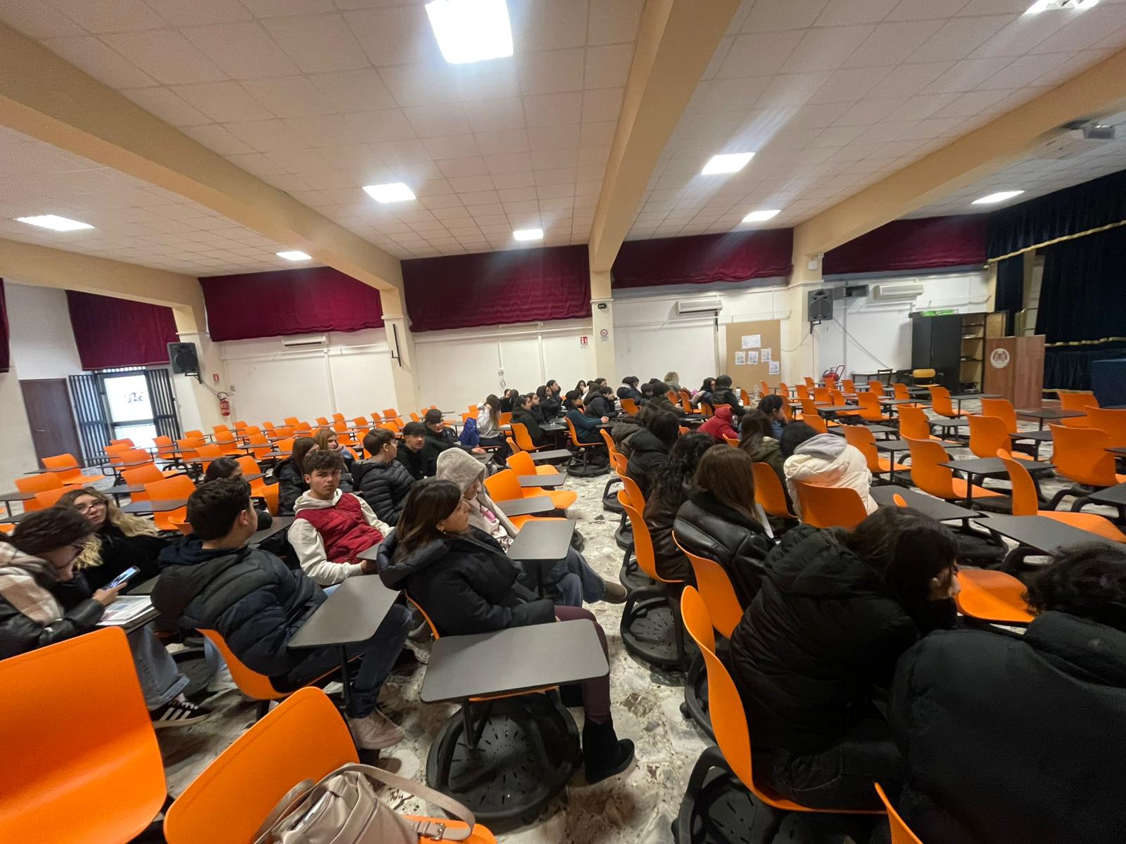 Liceo “Rapisardi” di Paternò: curvatura biomedica e orientamento universitario di qualità con il progetto OUI