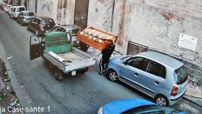 Controlli a Catania contro discariche abusive: sette denunce