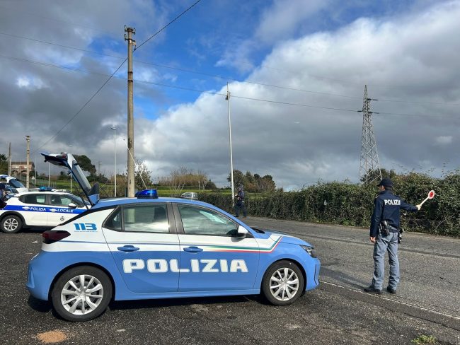 Giarre e Riposto: controlli straordinari della Polizia, elevate sanzioni al Codice della Strada
