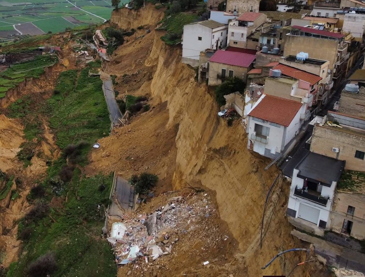 Frana di Niscemi, per l’associazione Svimez è necessario un intervento tempestivo Frana di Niscemi, per l’associazione Svimez è necessario un intervento tempestivo