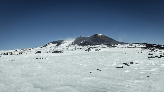 Giornata mondiale della neve, l’Etna tra freddo e assenza di neve
