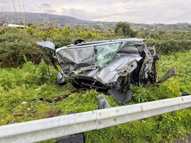 Grave incidente sull’A18 tra Giardini Naxos e Fiumefreddo: ferito in codice rosso