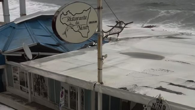 Ciclone Harry nel Messinese, “Ristorante da Nino” tra danneggiamenti e speranza di ripresa