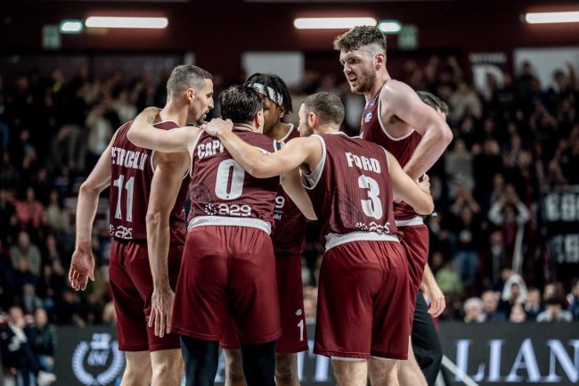Basket, Serie A: la FIP conferma l’esclusione dei Trapani Shark