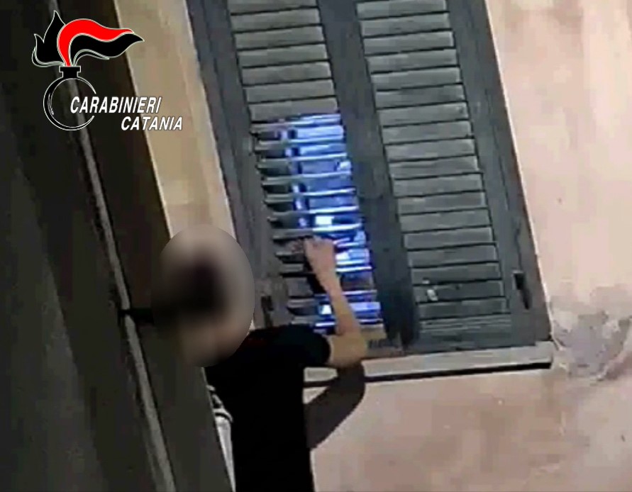 Spaccio nel centro storico di Bronte, 32enne in carcere su ordine del gip