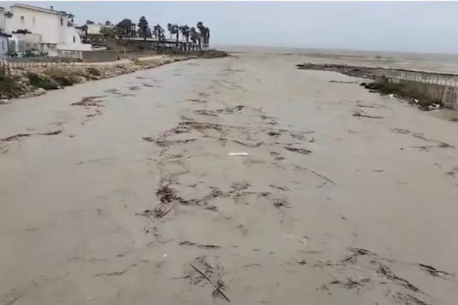 Le intense precipitazioni fanno superare la soglia di guardia del fiume Akragas