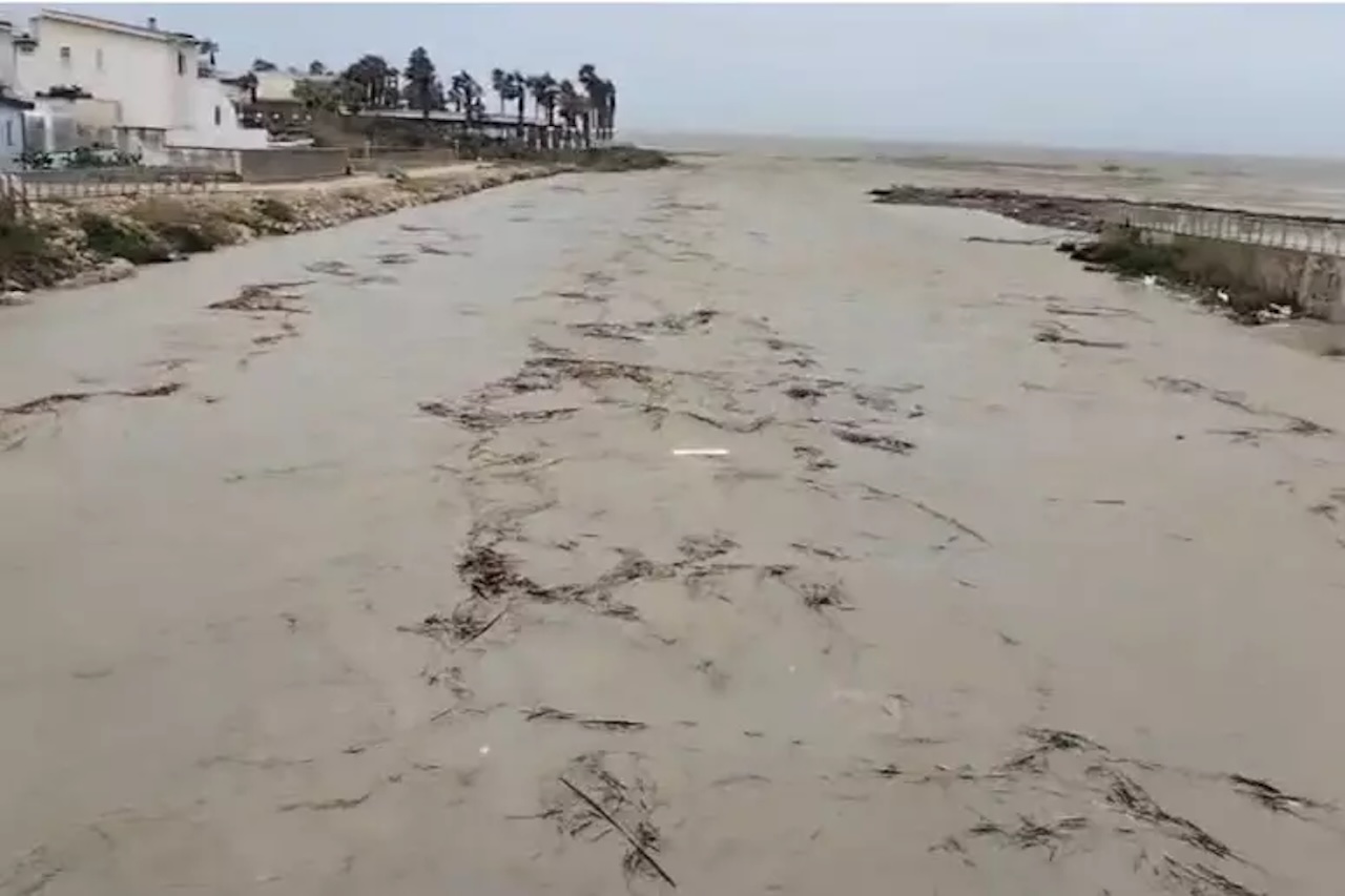 Le intense precipitazioni fanno superare la soglia di guardia del fiume Akragas Le intense precipitazioni fanno superare la soglia di guardia del fiume Akragas