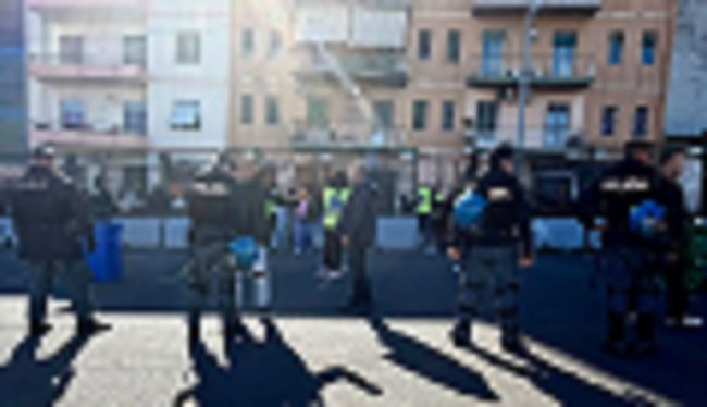 Individuati due ultras con i fumogeni allo stadio “Massimino”