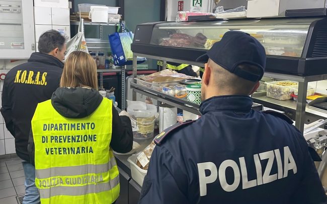 Catania, sanzioni per due ristoranti tra viale Africa e piazza Europa – VIDEO