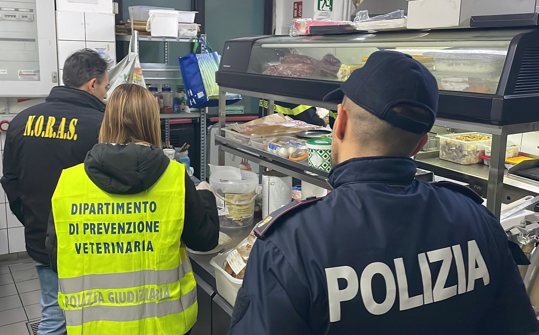 Catania, sanzioni per due ristoranti tra viale Africa e piazza Europa – VIDEO Catania, sanzioni per due ristoranti tra viale Africa e piazza Europa – VIDEO