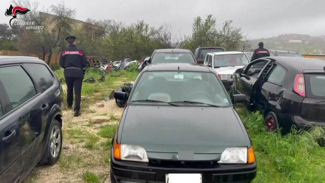 Autodemolizione clandestina a Raffadali, area sequestrata: due denunciati
