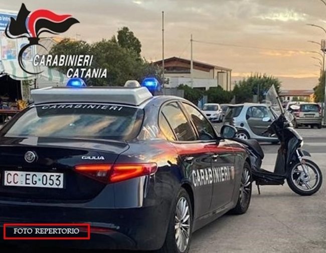 Furto e inseguimento a Giarre: 18enne guidava uno scooter rubato senza patente