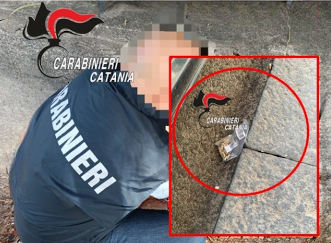 Trovata lungo via Principe Nicola una busta piena di proiettili: il caso a Catania