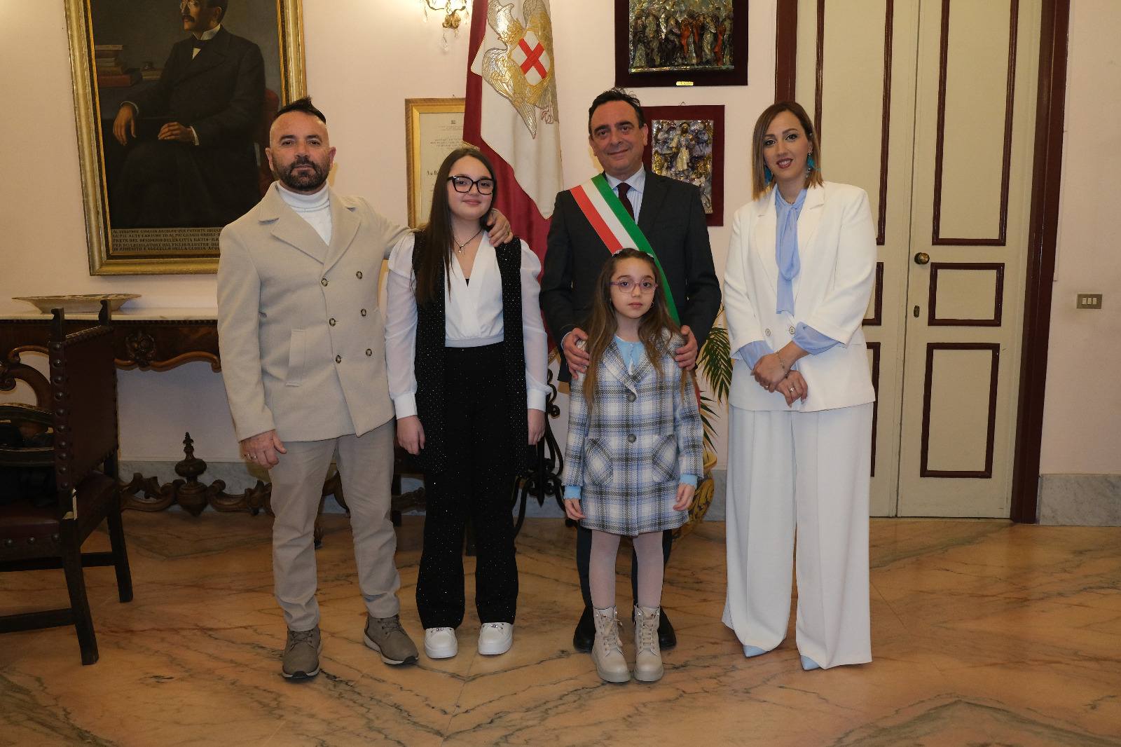 Caltagirone accoglie in municipio Francesca Lanza: la piccola grande star di “The VoiceKids”