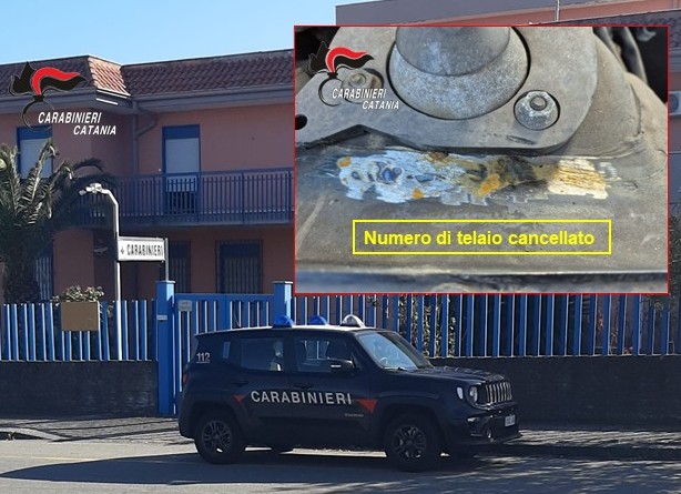 Santa Venerina, auto rubata con telaio cancellato: arrestato 45enne, finisce ai domiciliari