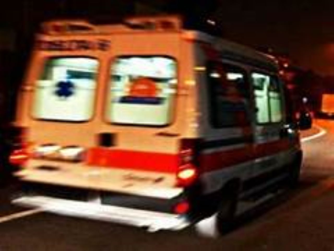 Incidente mortale nella notte sulla SS113: perde la vita un 20enne