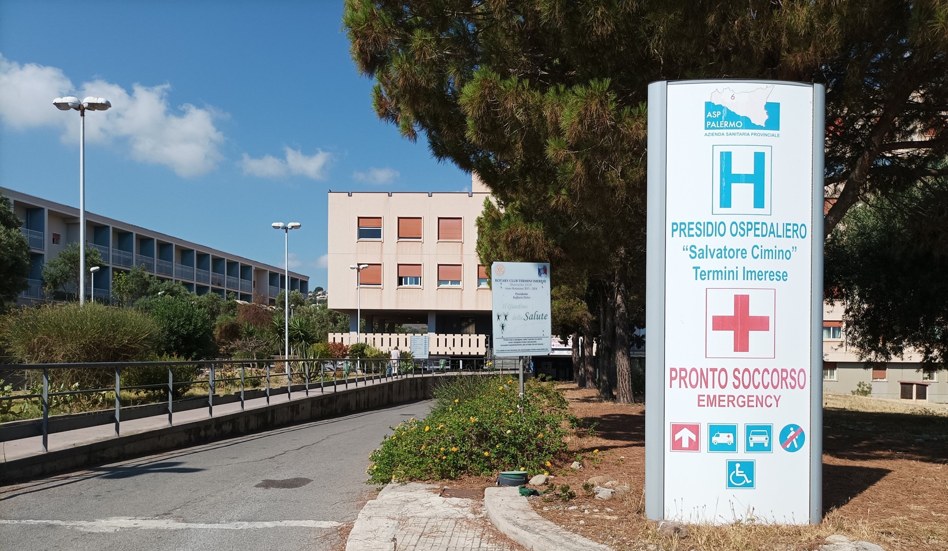 Termini Imerese, caos al pronto soccorso dell’ospedale Cimino: aggrediti infermiere e guardia giurata