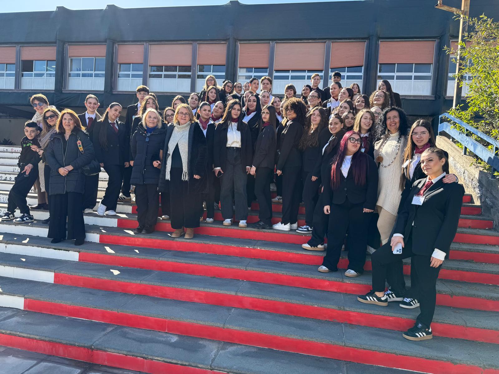 Iscrizioni aperte: all’IIS Gemmellaro l’orientamento si vive ogni giorno, seguendo le attitudini dei ragazzi