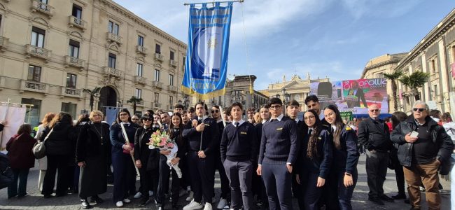 Gli alunni del “Duca degli Abruzzi” di Catania partecipano all’apertura delle celebrazioni della festa di Sant’Agata