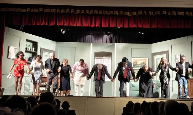 Grande successo della compagnia “Teatro per passione” con “U cuntrattu” di Piero Iuvara