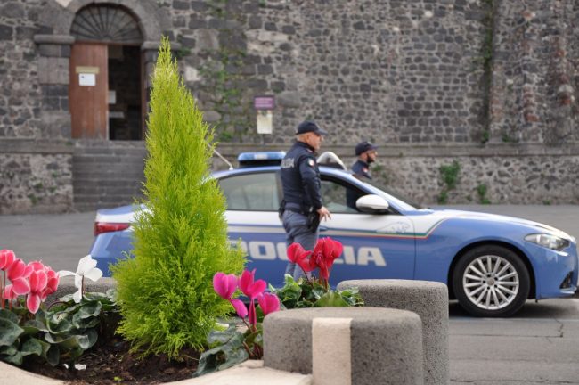 Risultava scomparso dal 2024 il giovane che si aggirava seminudo per Adrano