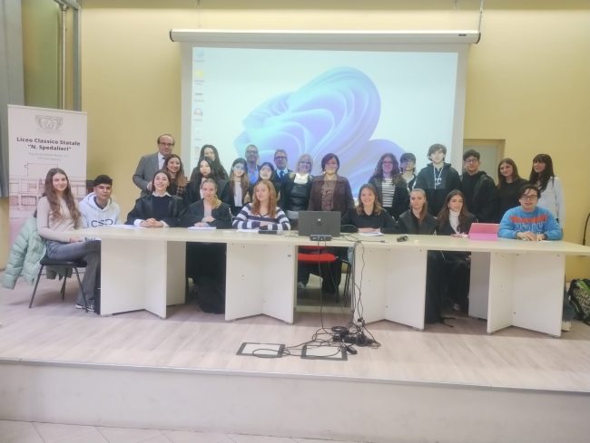 Al Liceo Spedalieri di Catania prima esperienza di un processo penale simulato per aprire le porte al futuro