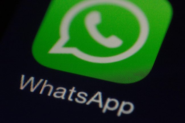 Cosa sappiamo sulla truffa della ballerina che sta girando nuovamente su WhatsApp