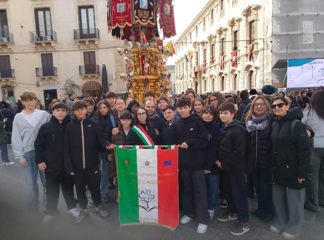 La Processione della Cera in onore di Sant’Agata: protagonisti i ragazzi del CCdR della scuola Cavour