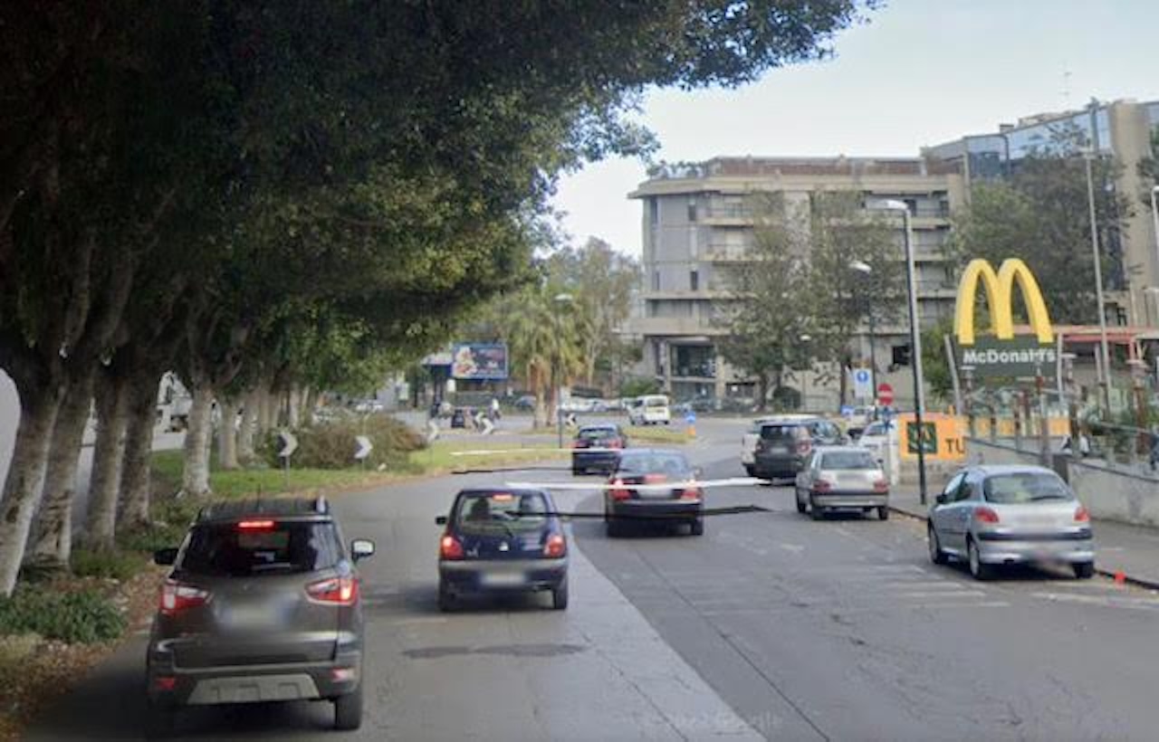 I lavori di potatura alla Circonvallazione di Catania che hanno mandato una città in tilt