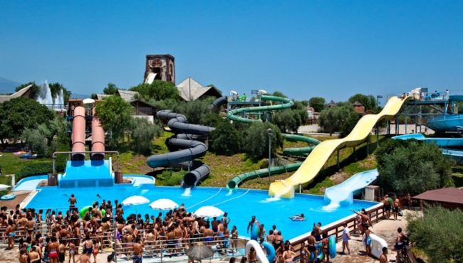 Gravi violazioni ambientali, sequestrato il parco acquatico Etnaland