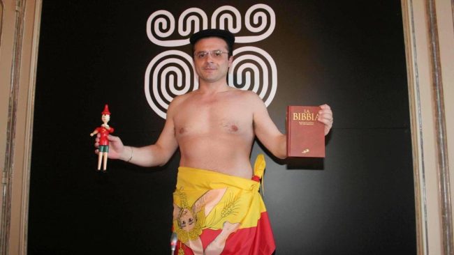 Il retroscena delle dimissioni del sindaco Basile, De Luca: “Un patto con Renato Schifani”