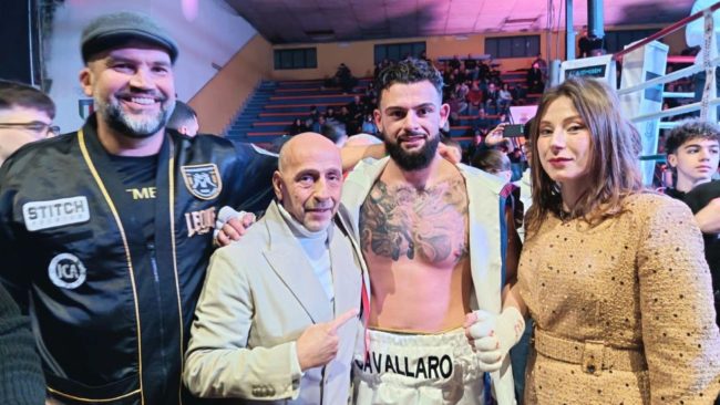 Catania “sotto i riflettori” della boxe: la seconda vittoria da Pro di Salvatore Cavallaro al Catania Fight Night