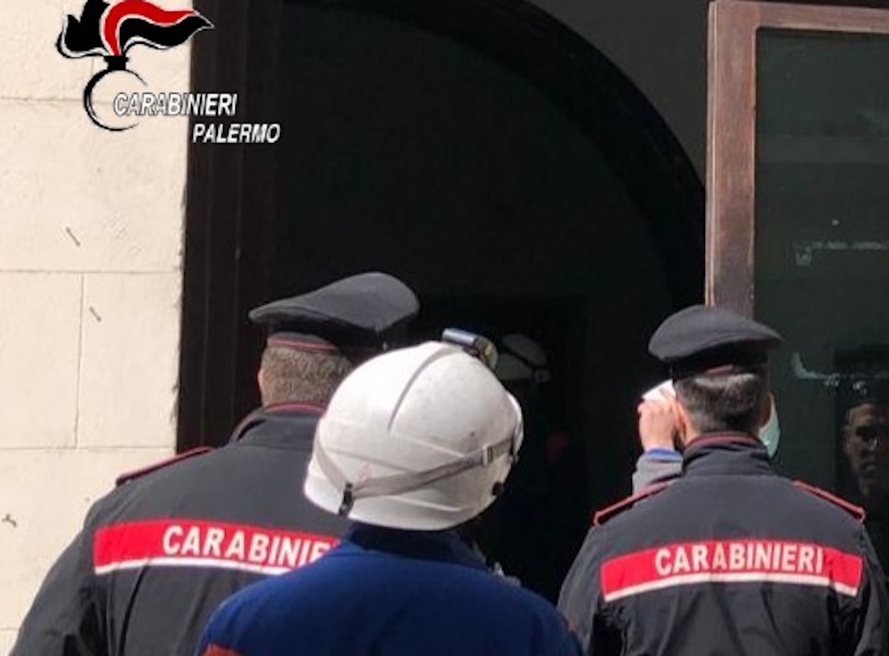 Furti di energia tra Misilmeri e Carini: tre arresti e due denunce