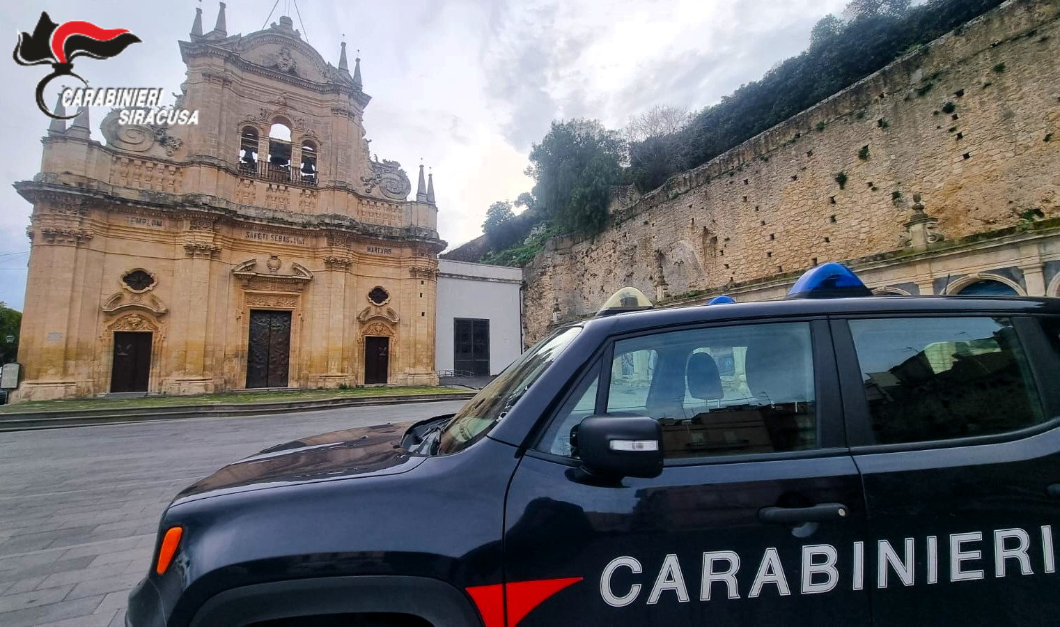 Carnevale a Melilli, fermato con un coltello: denunciato 23enne