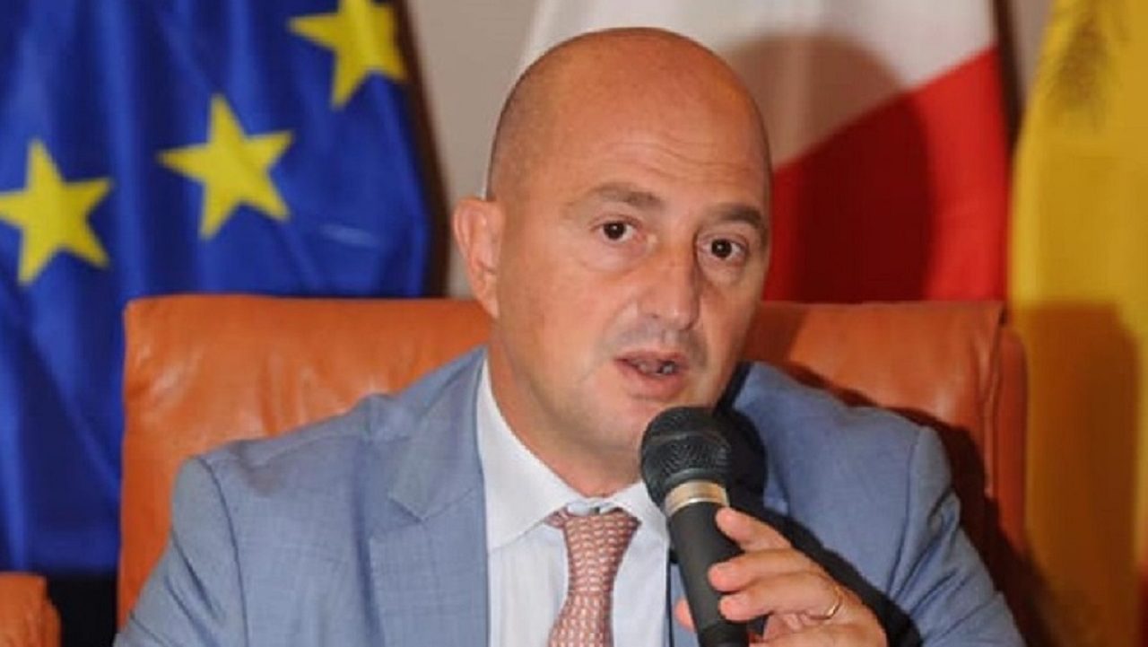 Frana di Niscemi e Ciclone Harry, il piano per venire incontro agli studenti colpiti dall’emergenza metereologica Frana di Niscemi e Ciclone Harry, il piano per venire incontro agli studenti colpiti dall’emergenza metereologica